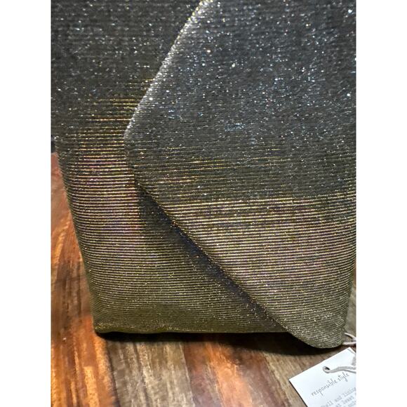 Envelope Purse Sparkling Metallic Cloth Color Reflecting 9.5 by 7 in. NWT - Picture 10 of 16